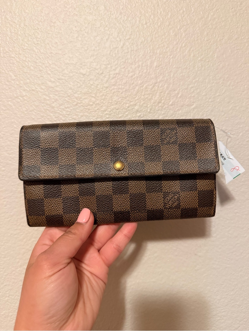 Louis Vuitton Sarah Wallet in Damier Ebene Canvas CA0036